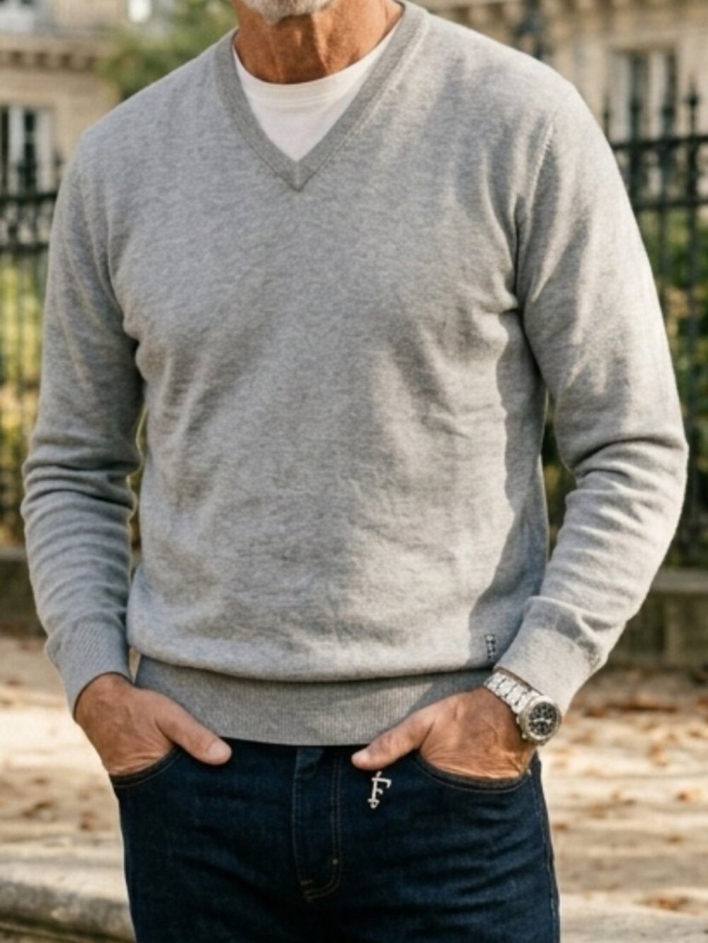 Façonnable Men's V-Neck Knit Pullover Sweater Gray XXL - Picture 1 of 7